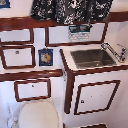 Vientos Del Sur Bateau-hôtel